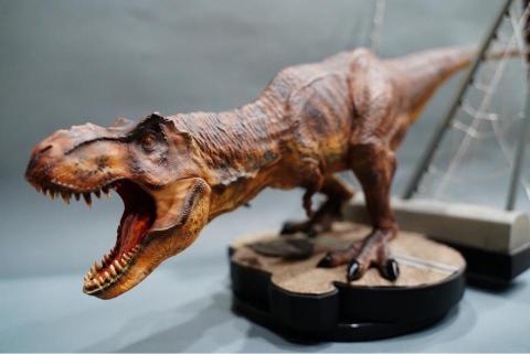 邊緣loner_studio - 霸王龍雕像塗裝