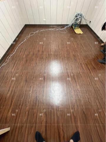 加雲塑膠地板工程 - 工廠辦公室