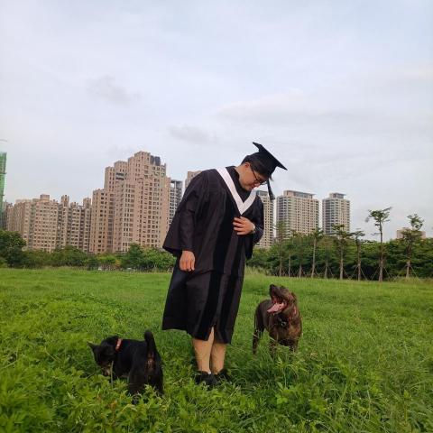 提供染髮劑天然服務的專家林政勛