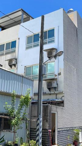 俊賢油漆清潔工程 - 壁癌處理好上面漆三道