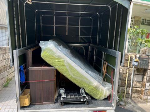 大叔阿漢貨運行 - 雙人床墊，掀床組配送，新竹➡️北投