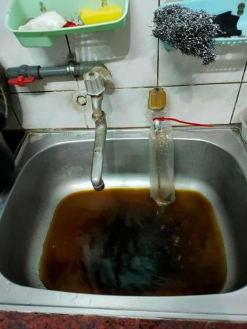 八方興業冷氣工程行(聖翔) - 水管清洗 八方興業冷氣工程行(聖翔) - 水管清洗