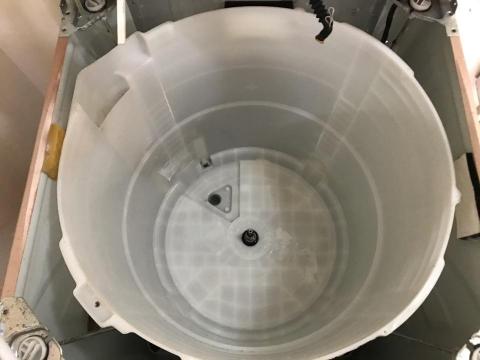 家電/寢具/沙發保養清洗 - 外筒清洗後的模樣，純物理清潔，拒絕使用藥劑