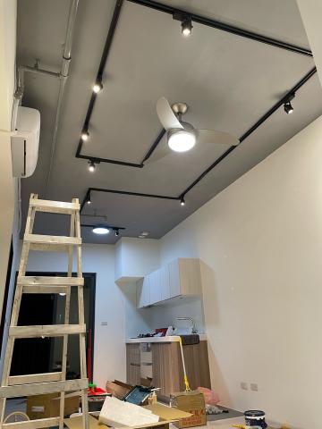 莊銘瑞 - 多段軌道燈