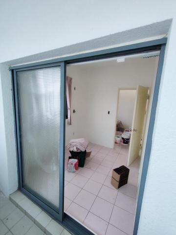 銓興油漆工程行 - 落地窗上色