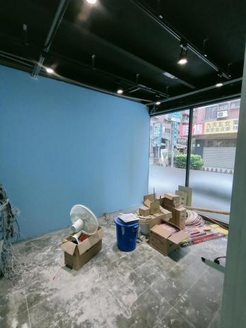 銓興油漆工程行 - 店面油漆施工