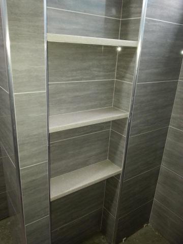 雲開工程行 - 浴室壁洞。