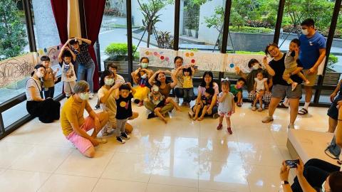 露耳 - 親子課程：幼兒創意繪畫律動課