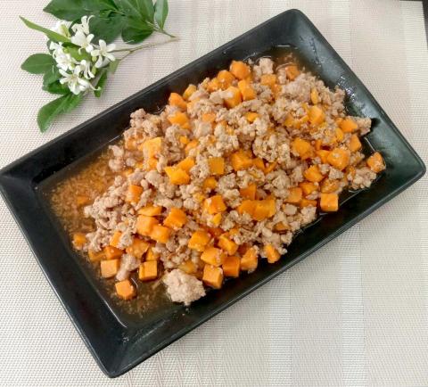 健康樹 客製化家庭菜宅配服務 - 地瓜燒肉末
