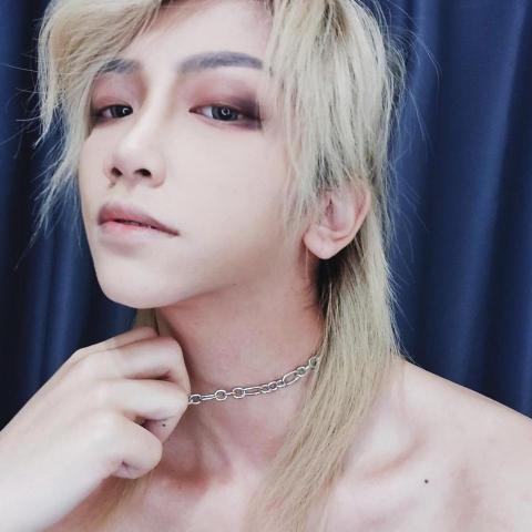 嵐嵐個人工作 - 配飾代言- 銀飾 鎖骨鍊 嵐嵐個人工作 - 配飾代言- 銀飾 鎖骨鍊