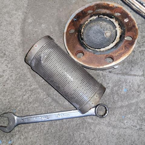 萬光福 - 冷卻管路y濾清洗