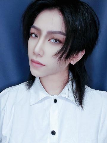 嵐嵐個人工作 - 隱眼代言- 顏色:形象灰 嵐嵐個人工作 - 隱眼代言- 顏色:形象灰