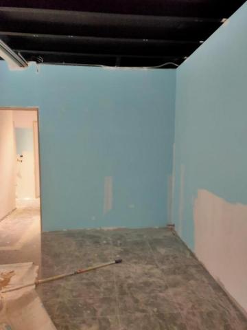 銓興油漆工程行 - 第一次打底