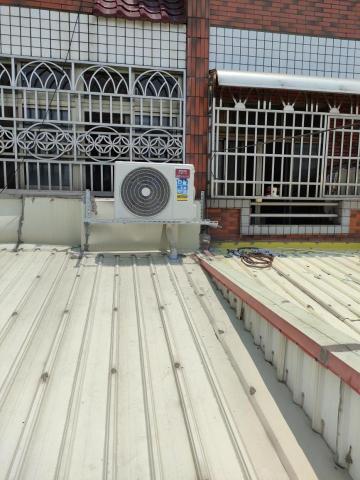 白雪家電空調 - 室外機浪管修飾