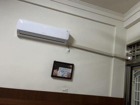 白雪家電空調 - 三洋變頻冷暖管槽修飾