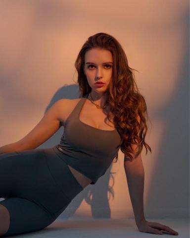 Charis 佳作 makeup stylist/Charis 美睫&middot;紋繡 - 