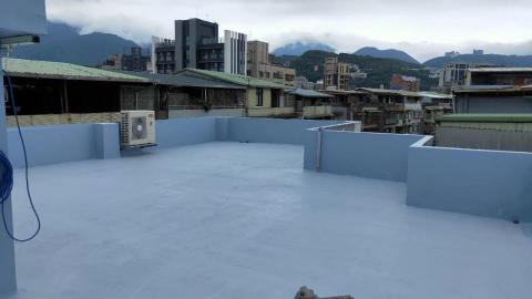 高嘉宏 - 屋頂隔熱防水完成面