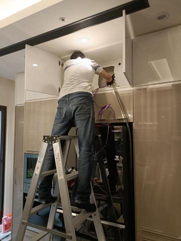 富予工程行 - 冷氣排水管疏通作業