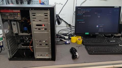 黃星瑜 - 更換電供並測試開機