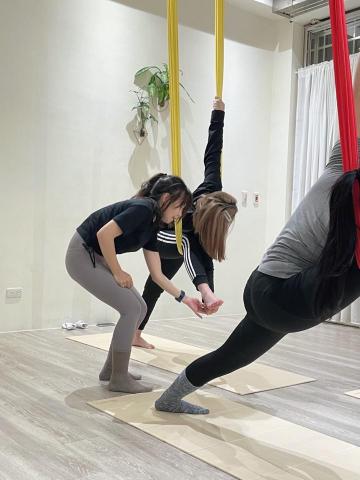 鳳山空中瑜珈|空中環|舞綢|舒緩拉筋|兒童空瑜 -  鳳山空中瑜珈|空中環|舞綢|舒緩拉筋|兒童空瑜 -