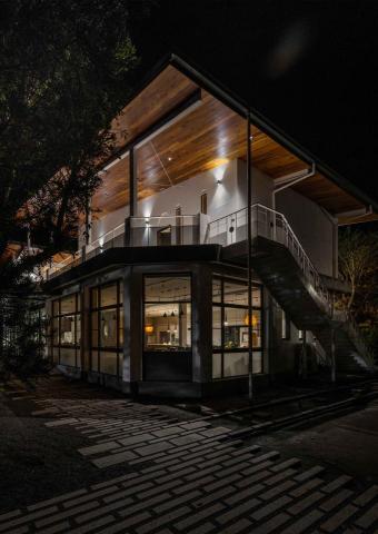 Henry Hsu - 南投民宿設計翻新

此案入圍 "2022金點設計獎"