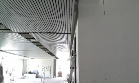 鼎東曜業有限公司 - 大學走廊 鼎東曜業有限公司 - 大學走廊