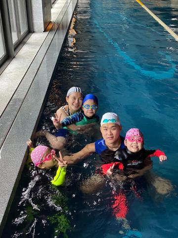 杰倫游泳教室 - 