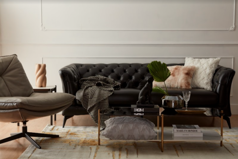 Leo - 品牌年度型錄規劃、空間搭配與陳列執行