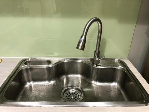 林佳宏 - 流理台加水龍頭