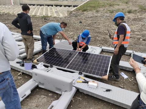 大帥哥工程行 - 太陽能面板安裝