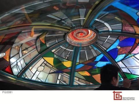 友泰京及台創創意玻璃有限公司 - 鑲嵌穹頂