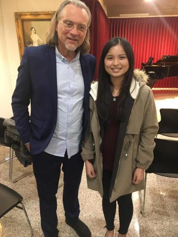 Flutella Music｜張老師 碩士長笛課・線上/新莊 - 學生時期與長笛大師Patrick Gallois上大師班