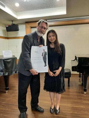 Flutella Music｜張老師 碩士長笛課・線上/新莊 - 國家交響樂團長笛首席 安德石  大師班