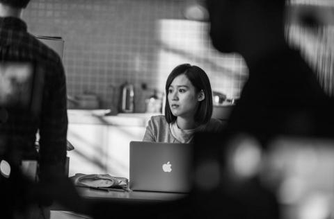 郎子娛樂 - 廣告側拍劇照