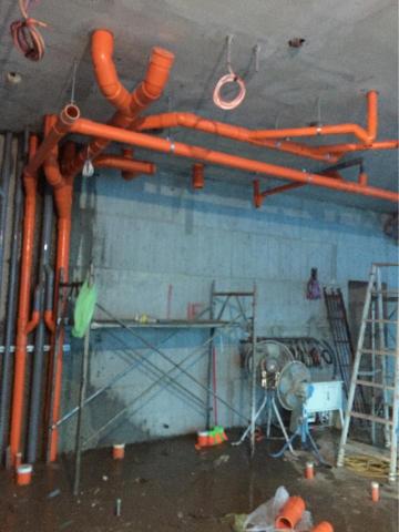 君聖水電工程 - 污廢水掉管施作