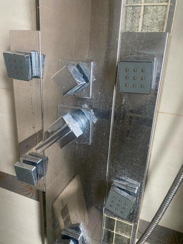 玄騏清潔 - 水垢 皂垢 清洗前 玄騏清潔 - 水垢 皂垢 清洗前