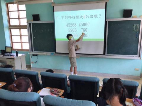 張詠舜 - 課輔上課中