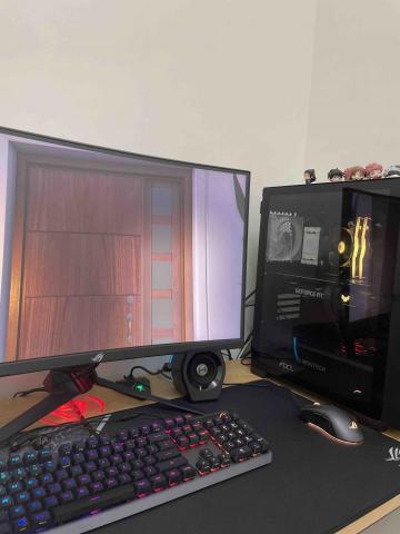 提供usb灌win10服務的專家吳翌誠