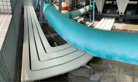 世騰空調工程 - 頂樓管槽作業