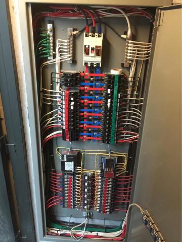 君聖水電工程 - 箱體結線