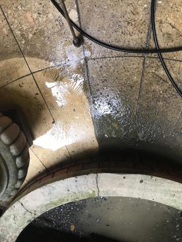 美裝公寓大廈管理維護股份有限公司 - 沖洗前後對比