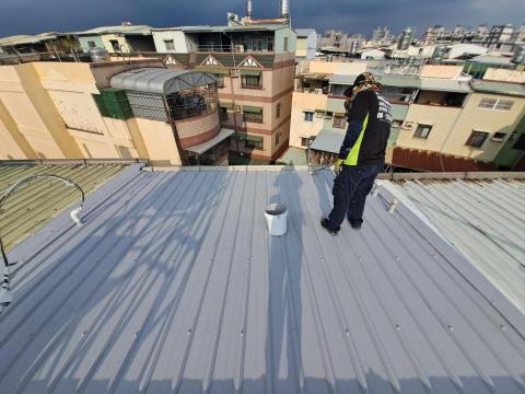 李光宗 - 鐵皮防水