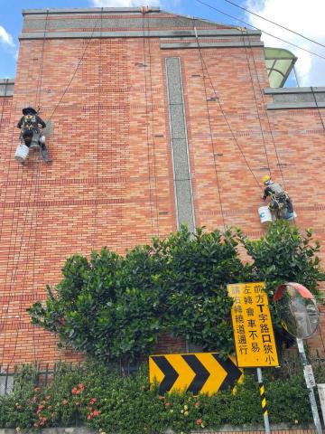 李光宗 - 外牆防水