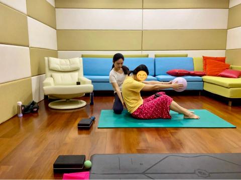 MindfulFlow Space 息之間 - 一對一（皮拉提斯小球-核心穩定訓練 + 增進脊椎活動度 + 提升身體感知力）