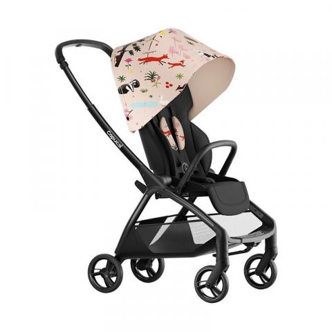 鄭皇意 - 全世界第一台從座位靠背往前收可連動車架鎖定裝置解鎖，使收車自動站立。