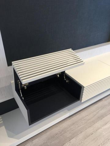 京晉設計有限公司 - 影音設備收納櫃通風透氣上掀門片設計