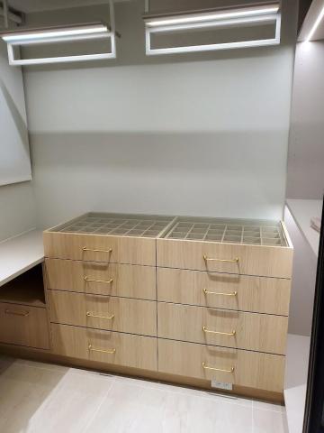 組合工枋系統櫥櫃 - 