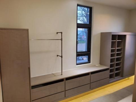 組合工枋系統櫥櫃 - 