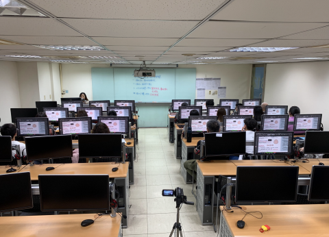 中華數位推廣協會 - 多媒體與圖像編輯課程 