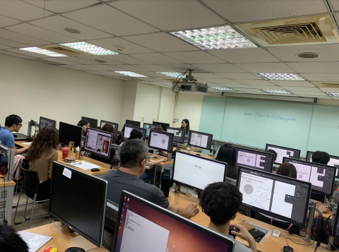 中華數位推廣協會 - 繪圖課程 